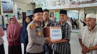 Gelar Jumat Curhat, Wakapolresta Pekanbaru Sampaikan Pesan Pemilu Damai